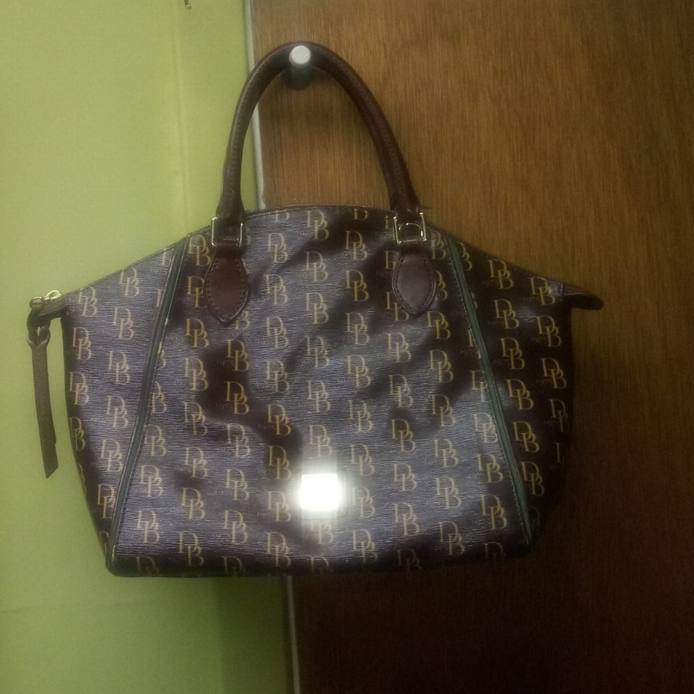 vintage dooney and Bourke brown DB logo handbag